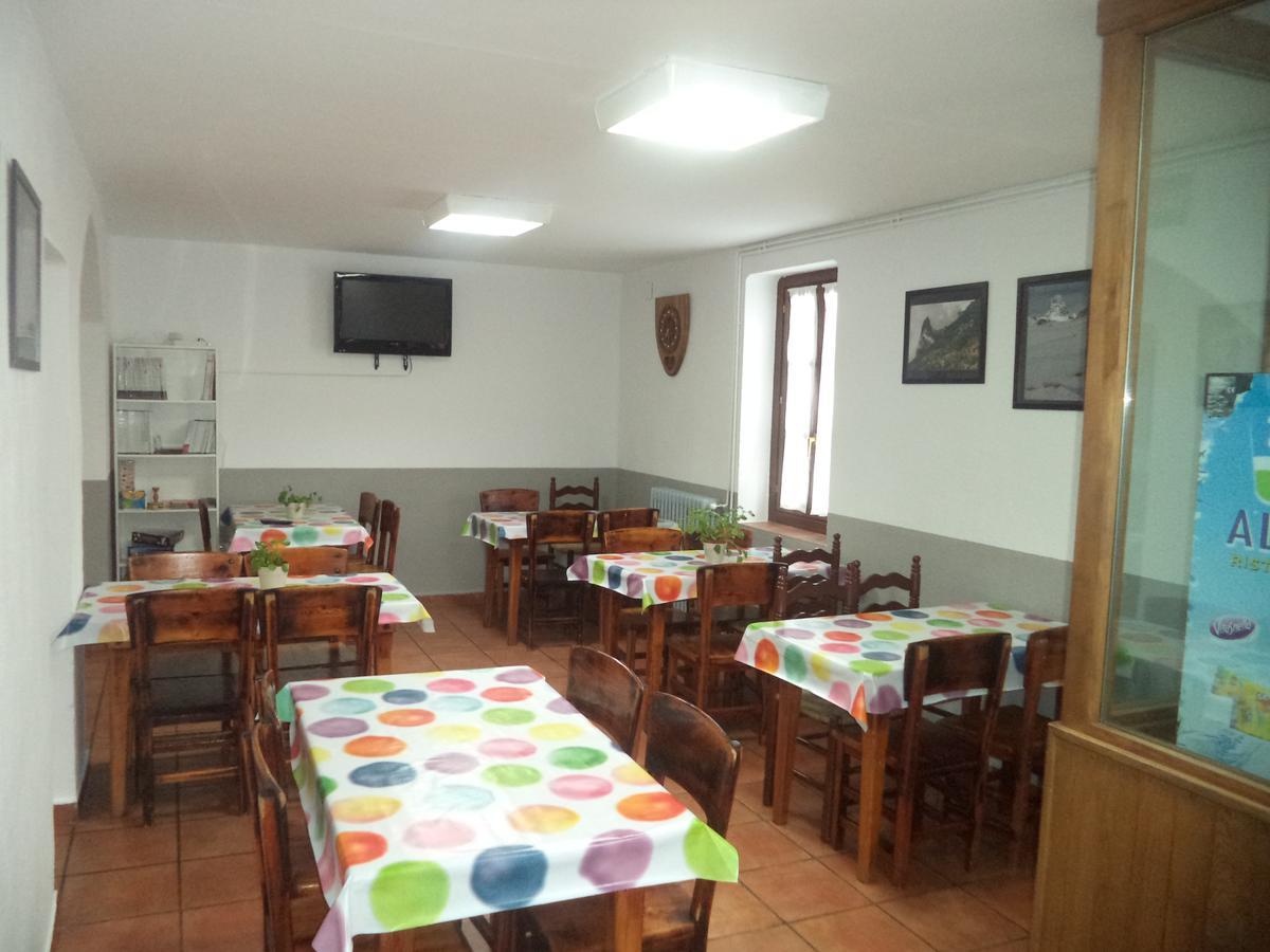 Albergue De Canfranc Estacion 외부 사진